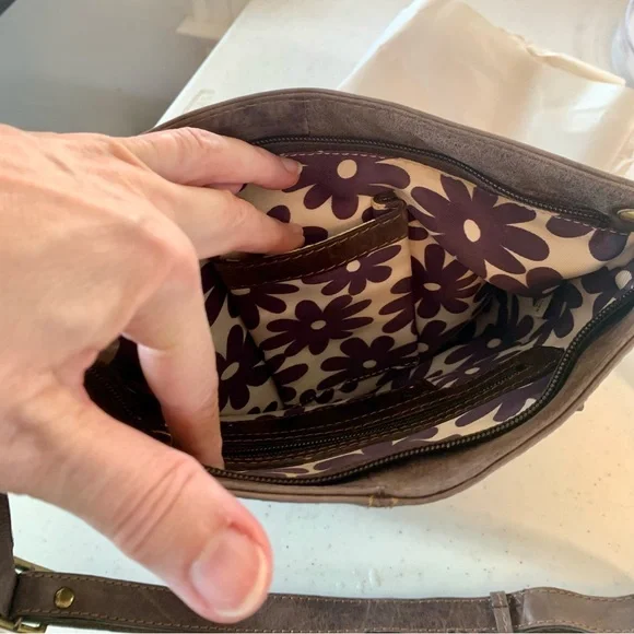 👖 Nino BOSSI Leather Brown Crossbody 👢 - Picture 7 of 11